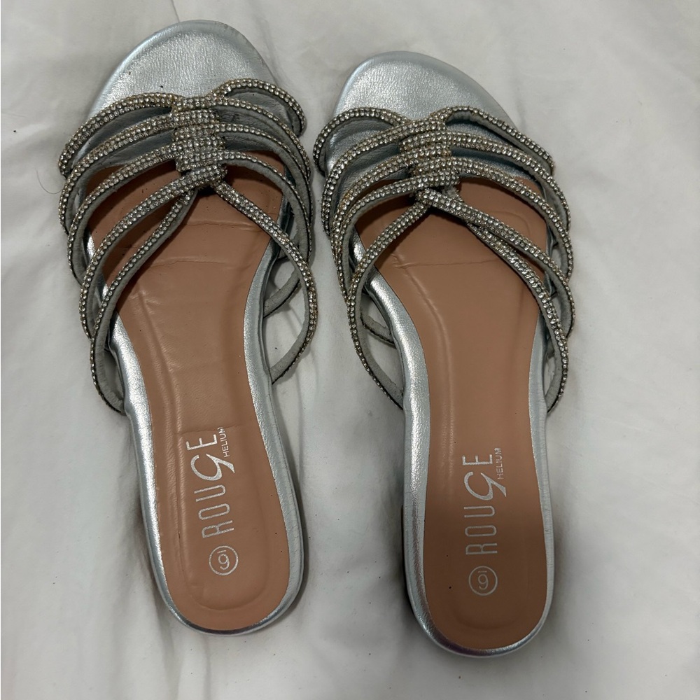 Rouge Helium Metallic Silver Sandals